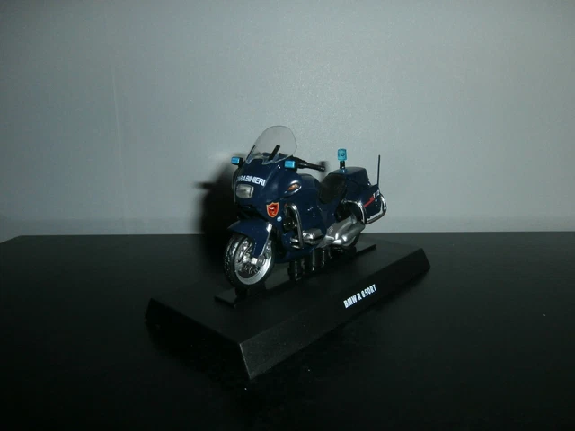 MOTO BMW R 850RT Police Carabinieri echelle 1/24e