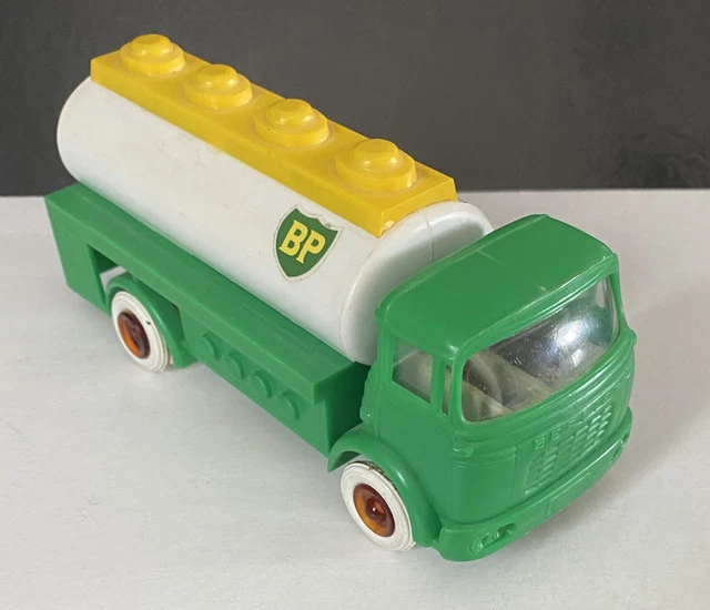 VAPÉ BOURBON PLASTIQUE - BERLIET CITERNE TOTAL PROMOTION