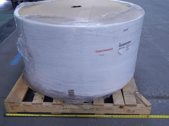 3M 1525901455 44006106940 25 In OHU40 - OH Uncharged High Loft 40 4900 ft T10120