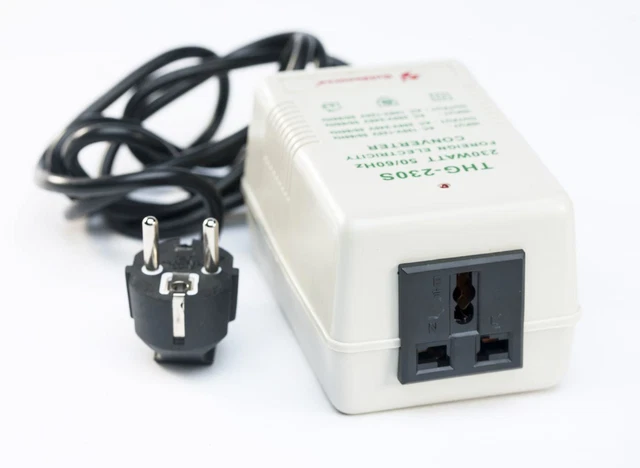 Transformateur Universel De Courant De 220 A 110V et De 110 A 220V
