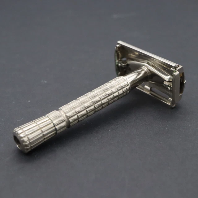 Vintage 1955 A1 Gillette Flare Tip Super Speed DE Safety Razor