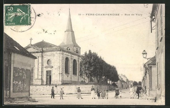 CPA Fere-Champenoise, Rue de Vitry, view from rue an der l'Église 1912