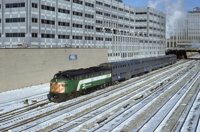 B: Orig Slide BN Burlington Northern E9Am #9916 w/Train - Chicago IL 1991