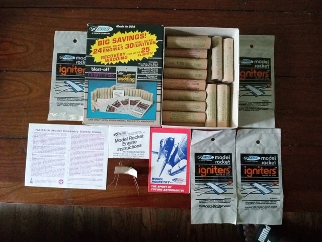 Estes Blast Off Flight Pack of Model Rocket Engines 24 Pack EST 1672 Estes Blast Off Flight Pack of Model Rocket Engines 24 Pack EST 1672