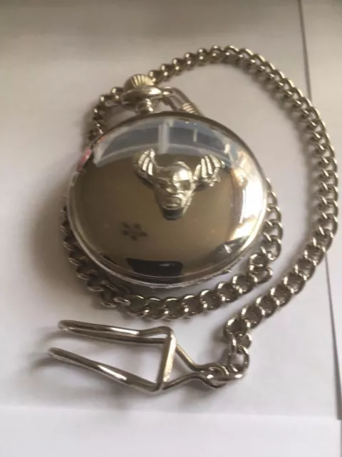 Skull Bat TG329A Made In Fine English Pewter on a Silver Pocket Watch Quartz fob