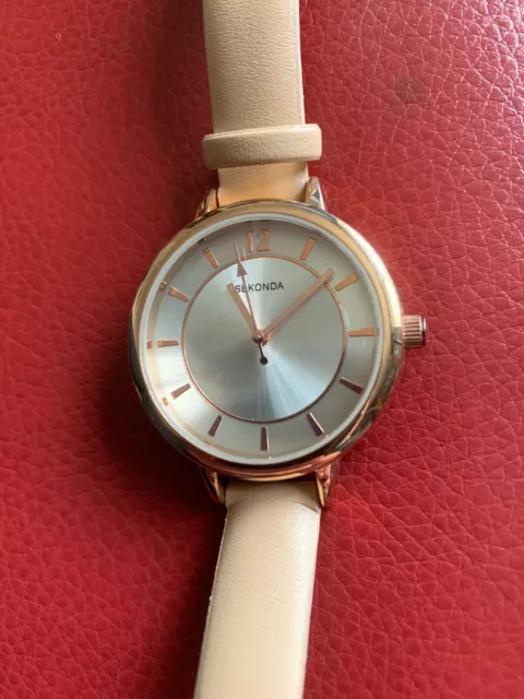 Sekonda 3730 deals