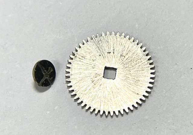 Pièce Détachée Pour Montre Universal Genève - Axe De Volant Et Spirale Modèle 721/1