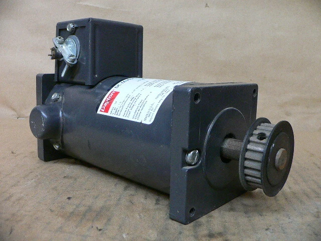 Dayton 4Z140 DC Permanent Magnet Motor 1/8HP 90V 1.5A 1800RPM