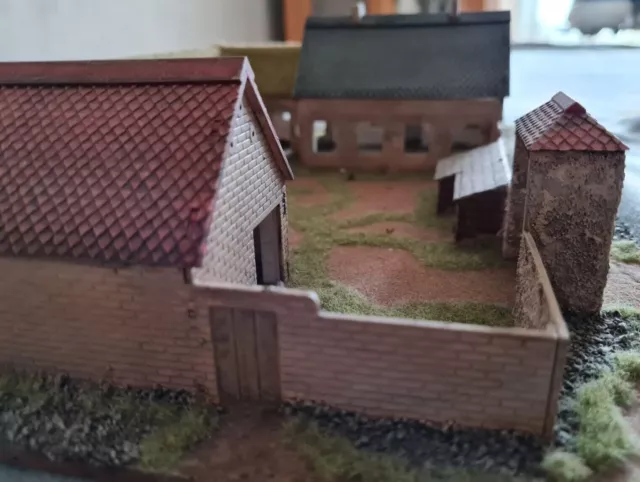 Waterloo - La Ferme De La Haie Sainte - Airfix Montee Et Peinte 3