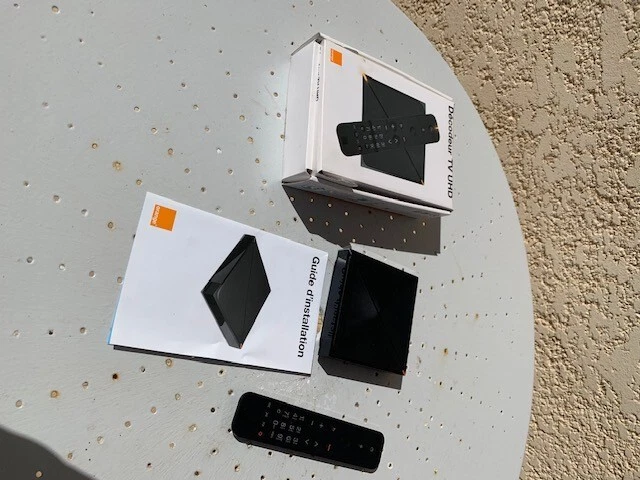 Mini Décodeur Tv UHD Orange Neuf