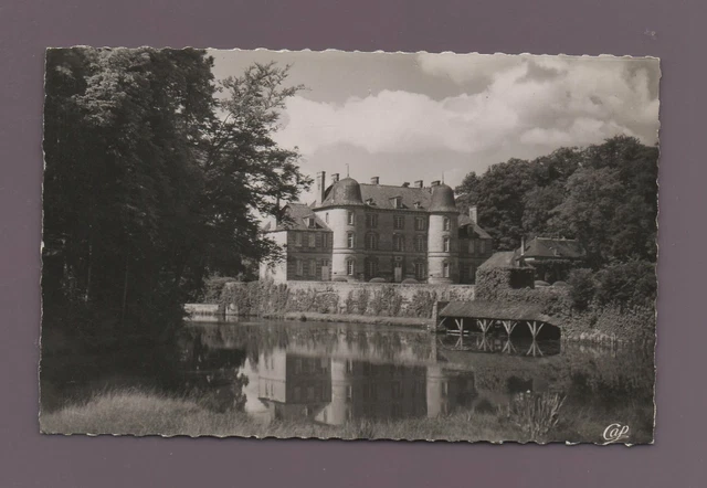 Bagnoles De L'Orne - Le Château De Couterne (L28)