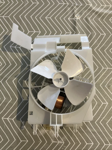 Moteur De Ventilateur Galanz GAL6309E 30 -ZD 278009000033 GMW1025 18 W Piece D Origine C2x15369205