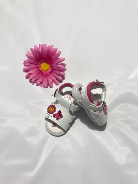 Baby Girl's Shoes/  Zapatitos Para Bebés