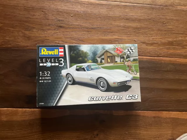 Revell 1:32 Corvette C3  Bausatz Art: 07684 NEU/OVP