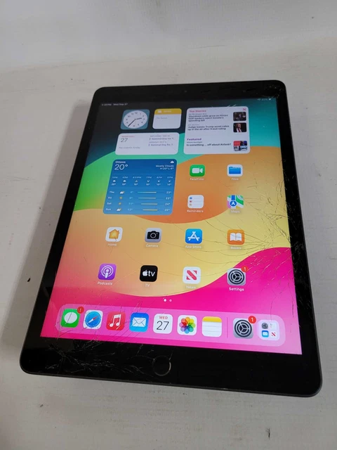 Apple iPad 8th Gen 32GB (A2270) - READ