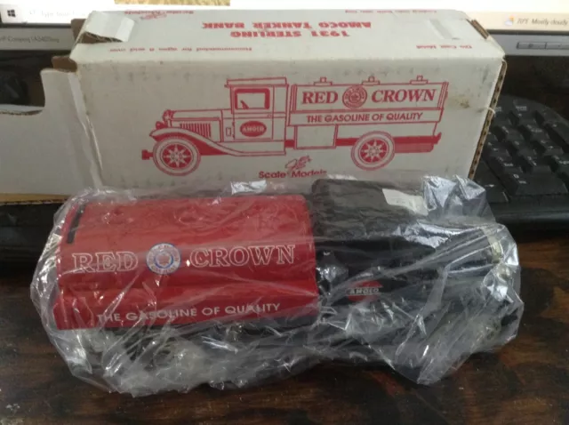 Ertl Red Crown 1931 Sterling Amoco Tanker Bank  NIB