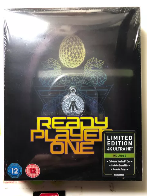 Ready Player One 4K + Blu Ray Steelbook + Pin de Esmalte y Póster Titans of Cult #4