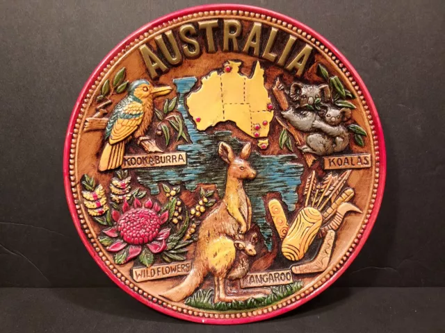 Vintage Australia Souvenir 3D Plate Kangaroo Kookaburra Koala Map Japan REX 8"