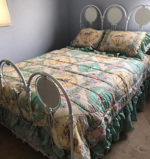 Beautiful VTG Carousel Ruffled Country Comforter Shams Valances Skirt Set Full Beautiful VTG Carousel Ruffled Country Comforter Shams Valances Skirt Set Full