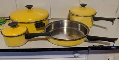 Details about 7-Piece Vintage Sears Roebuck Cooking Pot Set w Lids YELLOW HEAT CORE STAINLESS. Details about 7-Piece Vintage Sears Roebuck Cooking Pot Set w Lids YELLOW HEAT CORE STAINLESS.