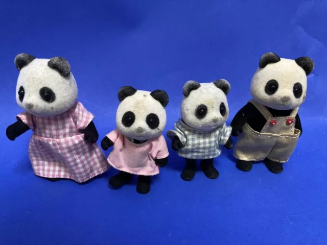 Bamboo Panda Family  Calico critters families, Sylvanian families, Panda  family