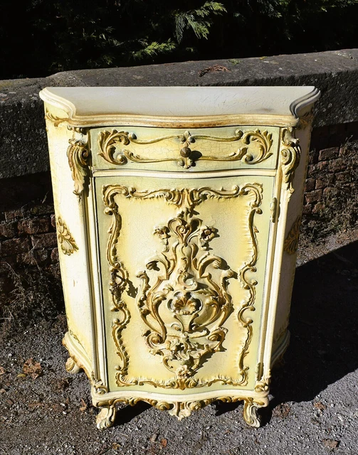 Venezianisches Diener-Sideboard, geschnitzter und vergoldeter lackierter...