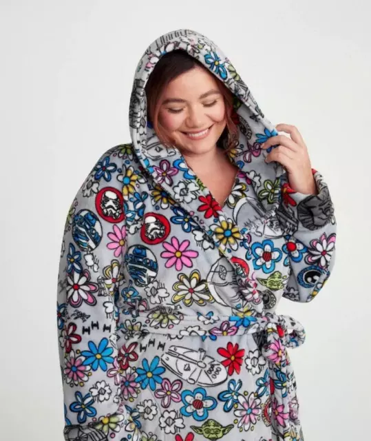 Vera Bradley STAR WARS HOODED FLEECE ROBE L/XL "Far, Far Away Itsy Ditsy" NWT