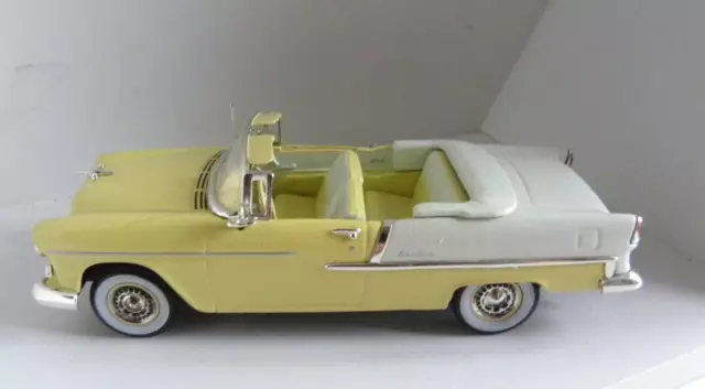 1/43 Chevrolet BEL AIR Convertible 1955 VITESSE jaune sans boite