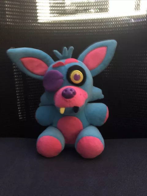 Funko Plush - Five Nights at Freddy's - Blacklight - Foxy (Blue) –  Partytoyz Inc