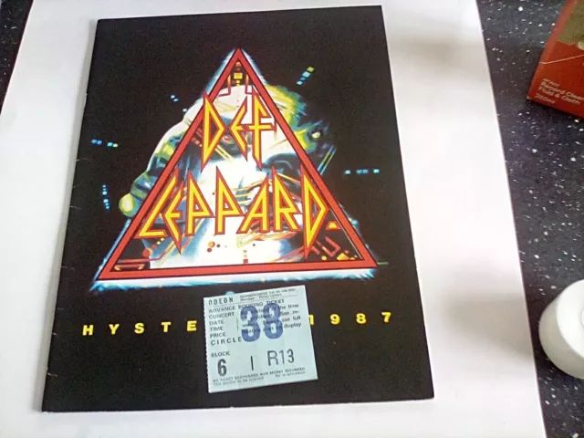 def leppard hysteria tour programme with ticket