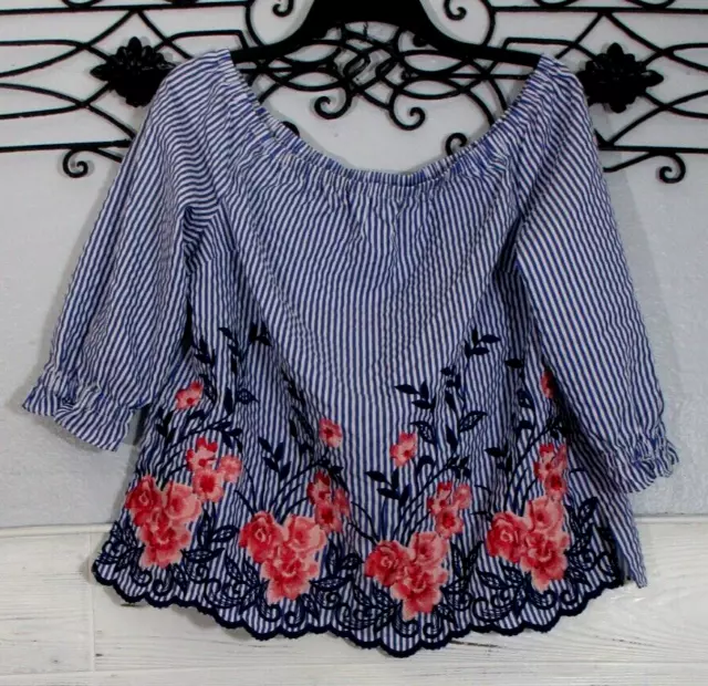 ELLE Top Size L Blue Floral 3/4 Sleeve Round Neck Pheasant Blouse