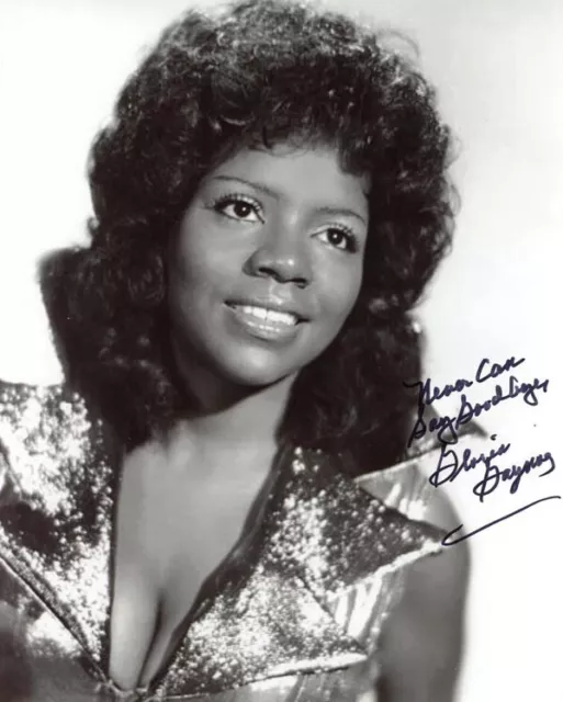 GLORIA GAYNOR SIGNED 8x10 PHOTO I WILL SURVIVE DISCO QUEEN LEGEND BECKETT BAS