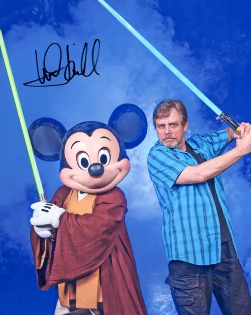 A fantastic 10x8 Autographed Photo of Mark Hamill & CoA