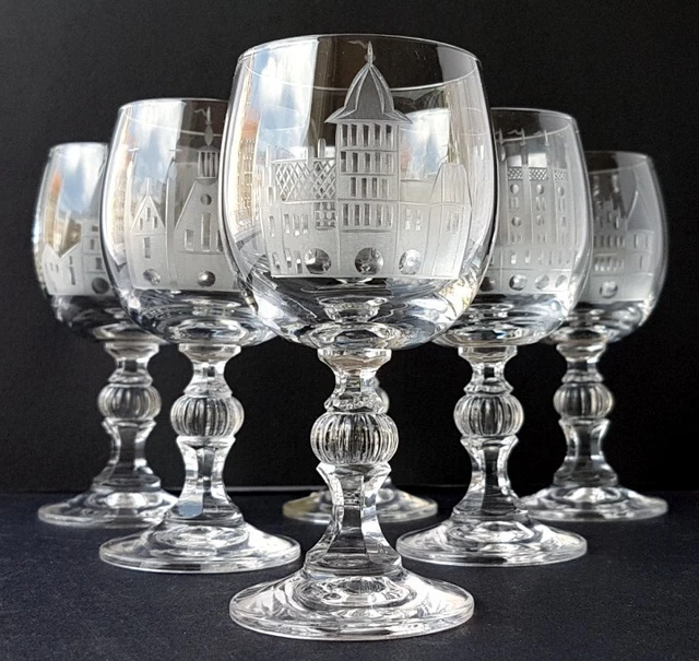 Set, 6 Verres Avec Différent Affichage, Coupé à la Main, Um 1950 L225