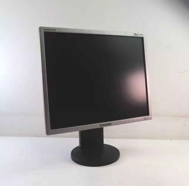 Samsung SyncMaster 943B 19 Inch LCD TFT Monitor