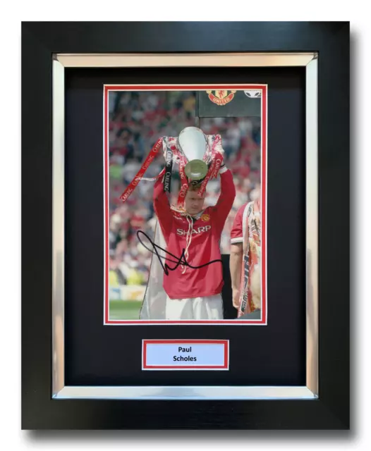 Paul Scholes Hand Signed Framed Photo Display - Manchester United Autograph.