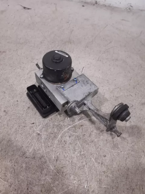 2004 Mercedes C Class W203 Abs Pump & Control Module A0054312912