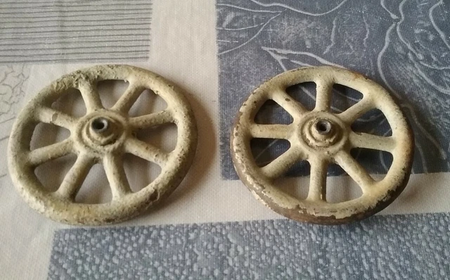 Roue De 35 Mm Avec Enjoliveur Joustra – Pour Jouet Ancien Vintage – Pièce D'origine – Occasion