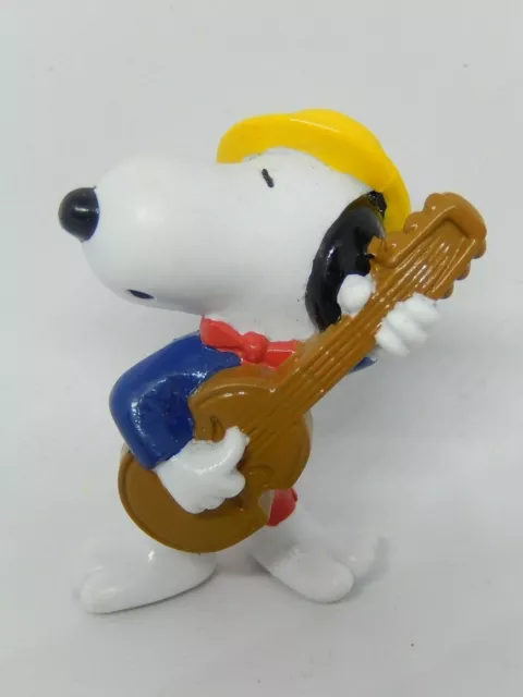 Figurine Ancienne En Pvc Dessin Anime Bd Peanuts Snoopy 04Dr126