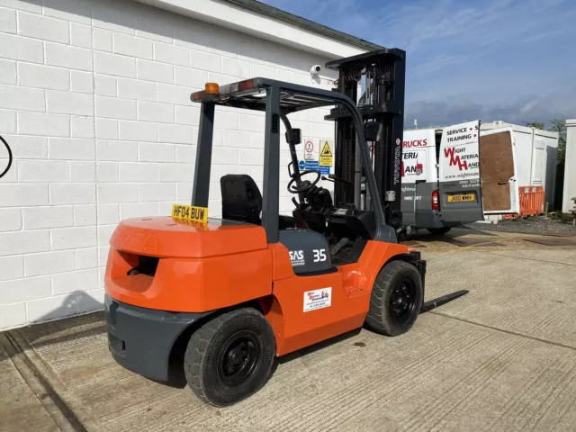 forktruck forklift truck 4 Ton diesel Toyota Doosan Toyota Mitsubishi