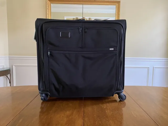 Tumi Alpha 3 Extended Trip 4 Wheeled Garment Bag READ Luggage Black 117152-1041