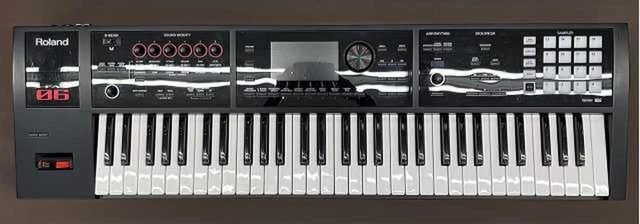 Roland FA-06 Station de travail musicale à 61 touches Fonction testée...