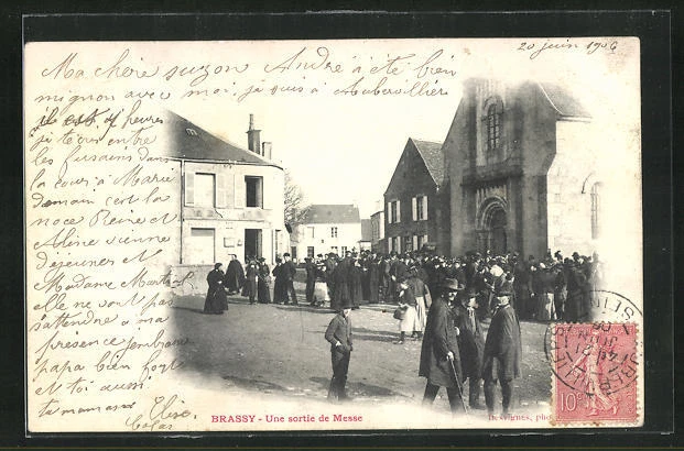 CPA Brassy, Une sortie de Messe 1906