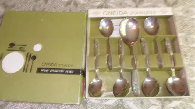Vintage Oneida Solid Stainless Steel Fisheaters & Fruit Set - New In Boxes 3