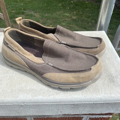 skechers extra wide relaxed fit memory foam