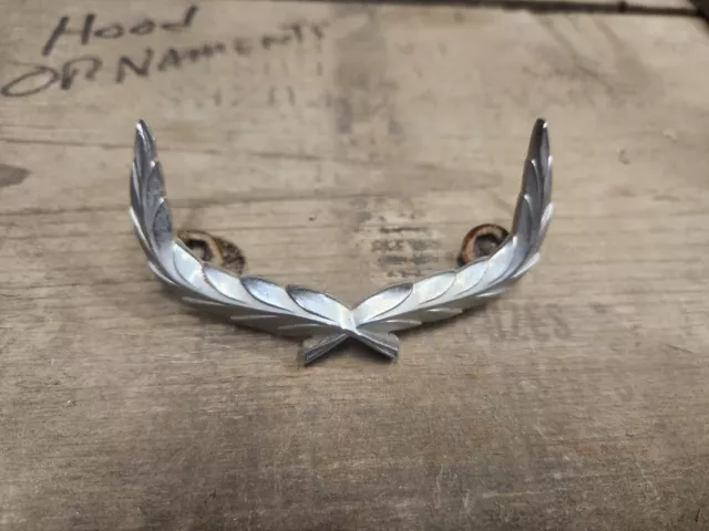 Vtg Car emblem Vtg Car emblem