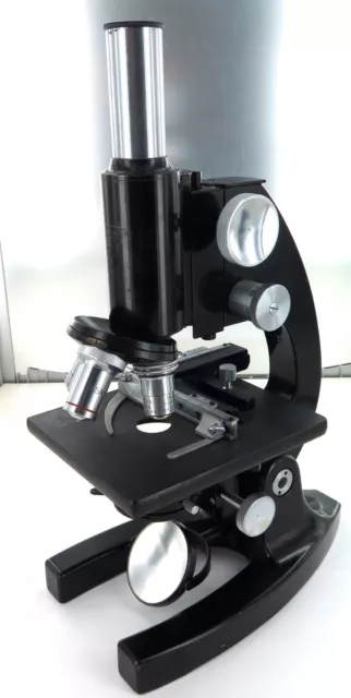 .c1942 BAUSCH & LOMB OPTICAL Co, USA MICROSCOPE. SERIAL No UK7989