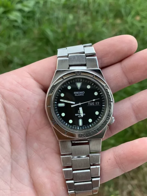 Seiko sq 2025 sports 100 quartz
