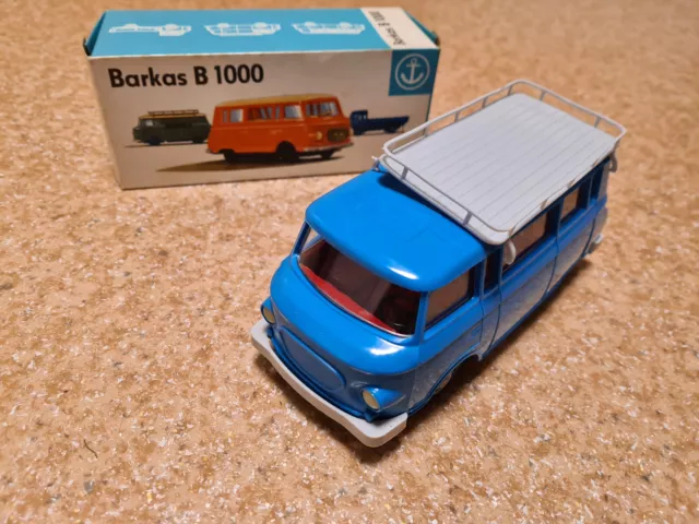 Barkas B1000 Bus 1:24 Modell von Anker in OVP Neu !!!