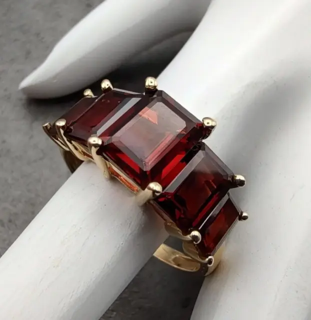 Estate 14K Yellow Gold 5.18ctw Emerald Cut Graduated Garnet Ring Sz 9.75 QVC